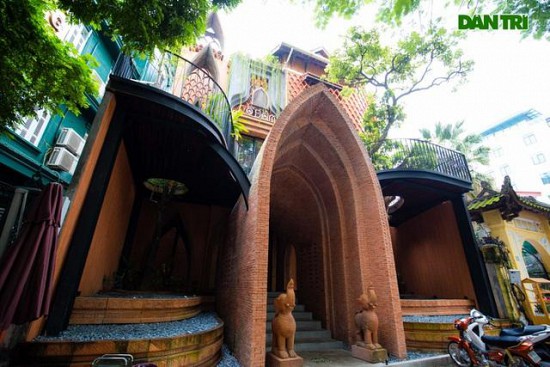 Chi 10 tỷ đồng biến biệt thự Pháp thành không gian Chăm Pa độc nhất Hà Nội